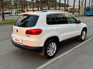 2013 Volkswagen Tiguan I Рестайлинг, белый, 1600000 рублей, вид 3