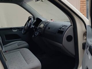 2008 Volkswagen Caravelle SWB 4MOTION T5, белый, 1150000 рублей, вид 5