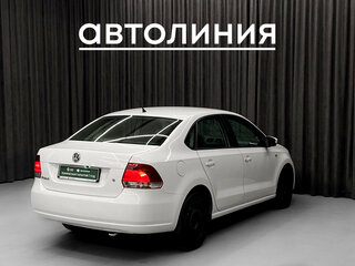 2012 Volkswagen Polo V, белый, 799000 рублей, вид 3