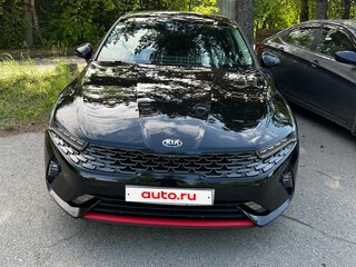 2021 Kia K5 III, чёрный, 2420000 рублей, вид 2