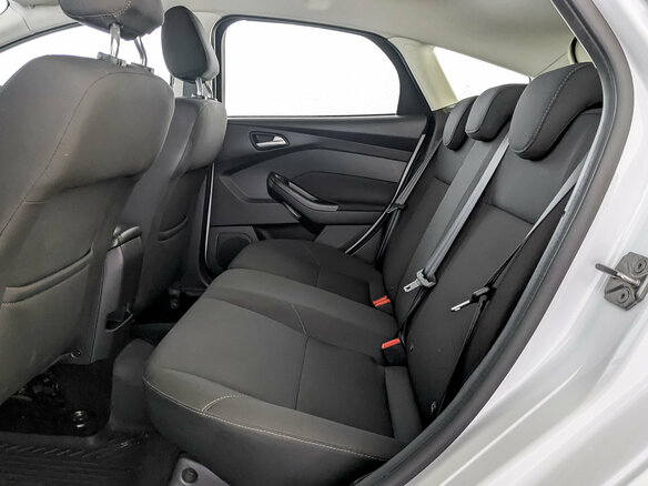 2018 Ford Focus III Рестайлинг, белый, 1180000 рублей - вид 11