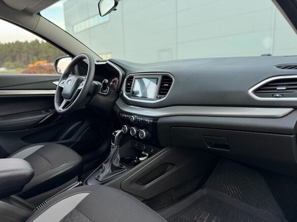 2024 Lada (ВАЗ) Vesta I Рестайлинг (NG), коричневый, 1269000 рублей - вид 18