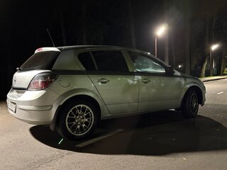 2012 Opel Astra H Рестайлинг, серебристый, 520000 рублей, вид 2