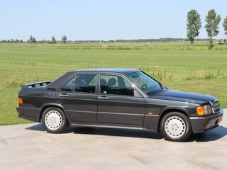 1986 Mercedes-Benz 190 (W201), чёрный, 11610000 рублей, вид 3