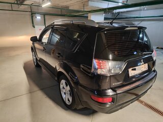 2010 Mitsubishi Outlander II Рестайлинг, чёрный, 999999 рублей, вид 5