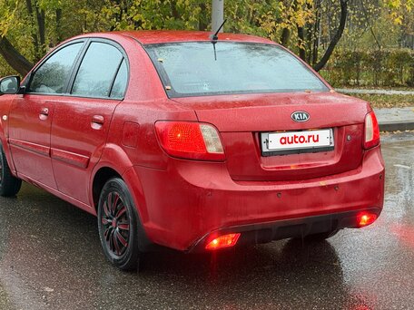 2010 Kia Rio II Рестайлинг, красный, 364000 рублей, вид 3