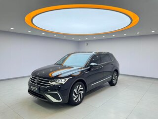 2022 Volkswagen Tiguan L II Рестайлинг (China Market), чёрный, 1923000 рублей, вид 1