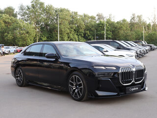 2022 BMW 7 серии 740d xDrive VII (G70), синий, 10200000 рублей, вид 3
