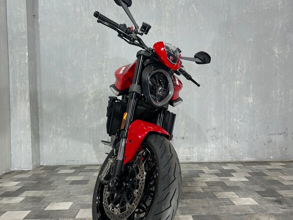 2023 Ducati Monster 937, красный, 989000 рублей - вид 8