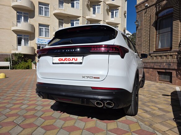 2026 Jetour X70+ I Рестайлинг, белый, 2290000 рублей - вид 3