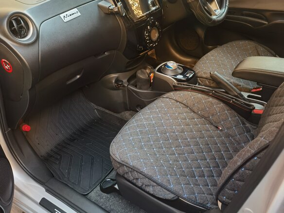 2019 Nissan Note e-Power II Рестайлинг, серебристый, 1200000 рублей - вид 13