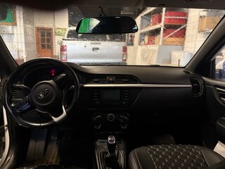 2018 Kia Rio IV, белый, 1400000 рублей, вид 3
