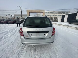 2026 Lada (ВАЗ) Granta Cross I Рестайлинг, серебристый, 1216000 рублей, вид 3