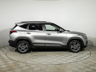 2020 Kia Seltos I, серый, 1899700 рублей, вид 4