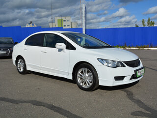 2011 Honda Civic VIII Рестайлинг, белый, 629000 рублей, вид 3