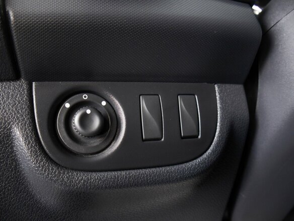 2019 Renault Logan Stepway II Рестайлинг, белый, 1299000 рублей - вид 15