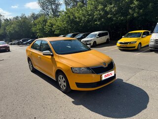 2018 Skoda Rapid I Рестайлинг, жёлтый, 480000 рублей, вид 1