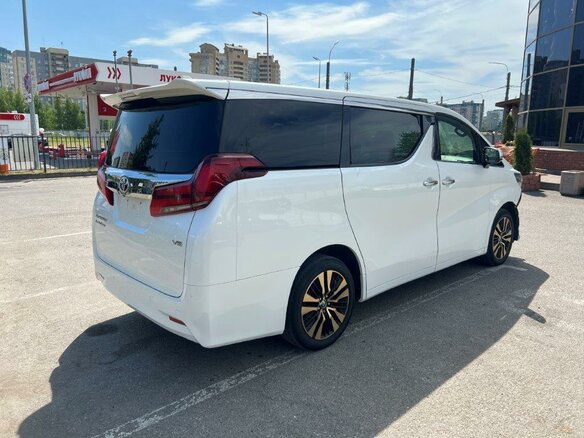 2019 Toyota Alphard III Рестайлинг, белый - вид 3