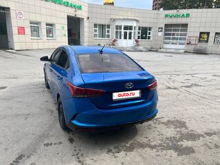 2020 Hyundai Solaris II, синий, 1050000 рублей, вид 3