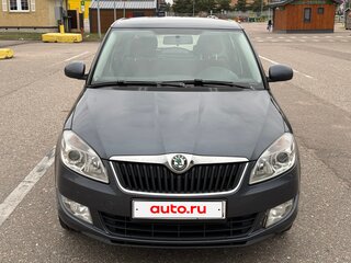 2010 Skoda Fabia II Рестайлинг, серый, 500000 рублей, вид 3