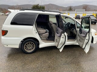 1999 Nissan Bassara, белый, 470000 рублей, вид 5
