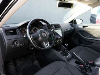2014 Volkswagen Jetta VI, чёрный, 910000 рублей, вид 5