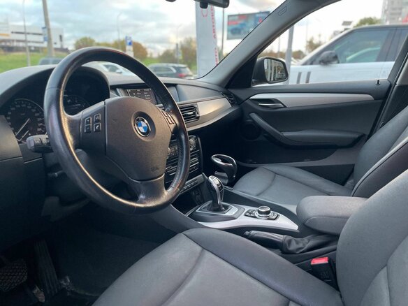 2014 BMW X1 20i I (E84) Рестайлинг, коричневый, 1400000 рублей - вид 10