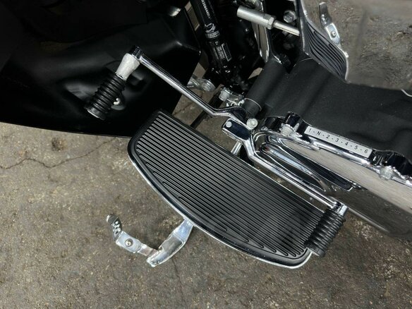 2013 Harley-Davidson Electra Glide, чёрный, 1050000 рублей - вид 33