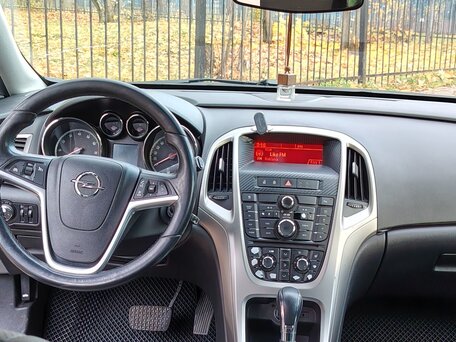 2011 Opel Astra J, серый, 800000 рублей, вид 4