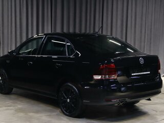 2019 Volkswagen Polo V Рестайлинг, чёрный, 1199000 рублей, вид 4