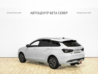 2024 Lada (ВАЗ) Vesta SW I Рестайлинг (NG), белый, 1392000 рублей, вид 4
