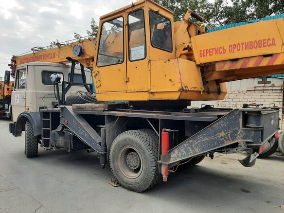 1993 МАЗ Автокраны, бежевый, 460000 рублей - вид 2