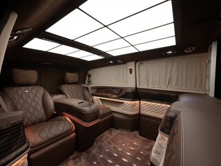 2026 Mercedes-Benz V-Класс Extra Long 300 d экстра длинный III (W447) Рестайлинг 2, чёрный, 44300000 рублей, вид 4