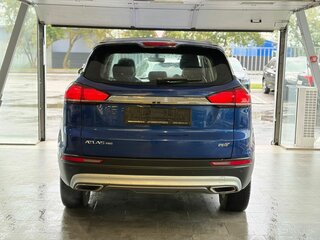 2022 Geely Atlas Pro, синий, 1379000 рублей, вид 4