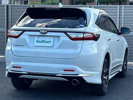 2019 Toyota Harrier III (XU60) Рестайлинг, белый, 2400000 рублей, вид 5