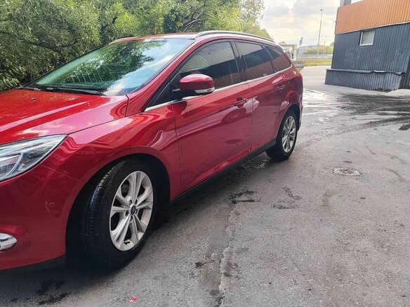 2013 Ford Focus III, красный, 650000 рублей - вид 4