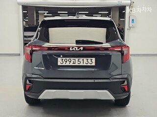 2022 Kia Seltos I Рестайлинг, серый, 1955000 рублей, вид 3