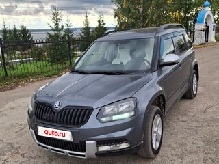 2014 Skoda Yeti I Рестайлинг, серый, 850000 рублей, вид 2