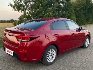 2018 Kia Rio IV, красный, 1600000 рублей, вид 4