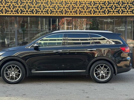 2018 Kia Sorento III Prime Рестайлинг, чёрный, 2580000 рублей, вид 5
