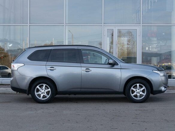 2012 Mitsubishi Outlander III, серый, 1471000 рублей - вид 4