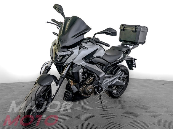 2018 Bajaj Dominar 400, белый, 249000 рублей - вид 2