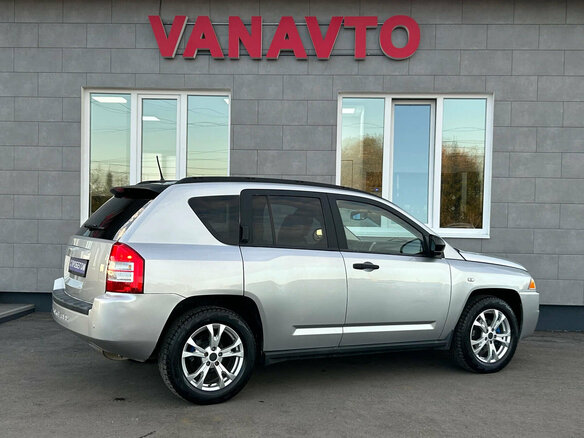 2006 Jeep Compass I, серебристый, 595000 рублей - вид 5