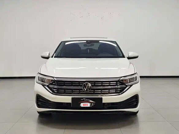 2022 Volkswagen Sagitar III Рестайлинг, белый - вид 1