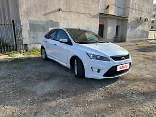 2011 Ford Focus II Рестайлинг, белый, 700000 рублей, вид 2