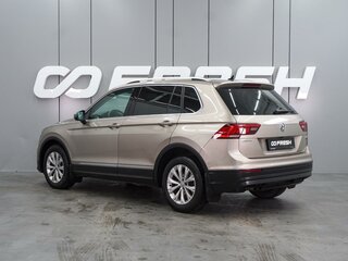 2017 Volkswagen Tiguan II, бежевый, 2069000 рублей, вид 2
