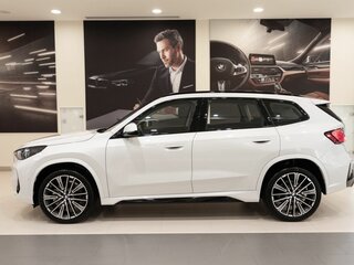 2026 BMW X1 Long 25Li xDrive III (U11/U12), белый, 6150000 рублей, вид 3