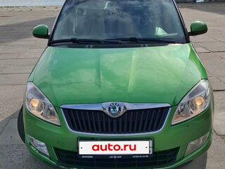 2011 Skoda Fabia II Рестайлинг, зелёный, 510000 рублей, вид 2