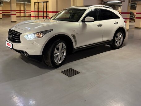2014 Infiniti QX70, белый, 3900000 рублей, вид 3