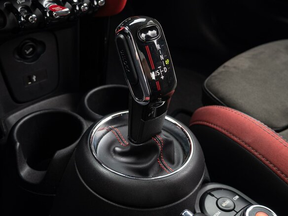 2019 Mini Hatch JCW III (F55/F56) Рестайлинг, чёрный, 3150000 рублей - вид 12